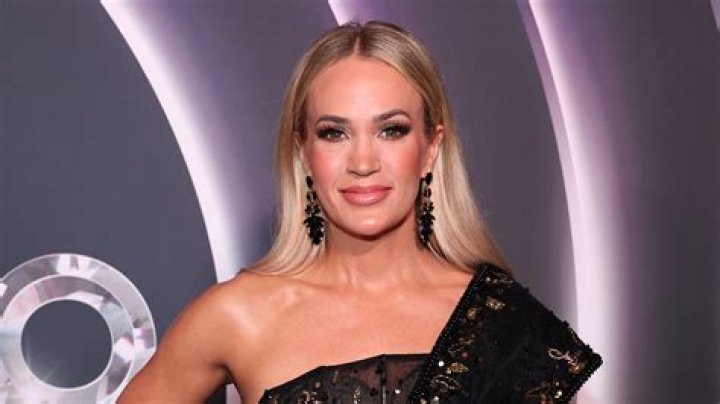 Carrie Underwood shares photos of tattoos she and her sistersinlaw