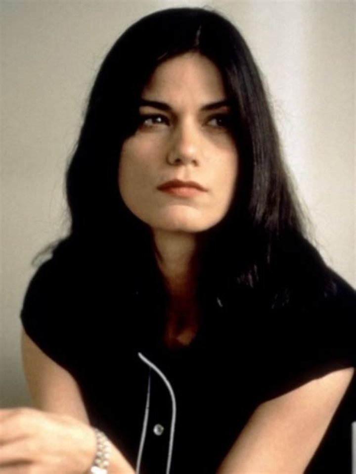 Celebrity Photo Bazer Linda Fiorentino