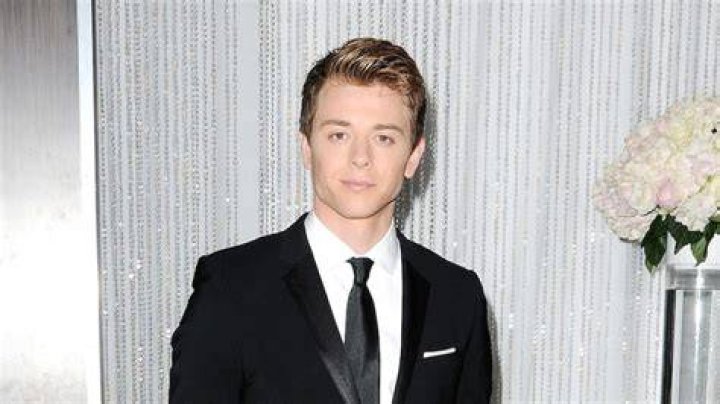 Chad Duell Biography, Height & Life Story Super Stars Bio