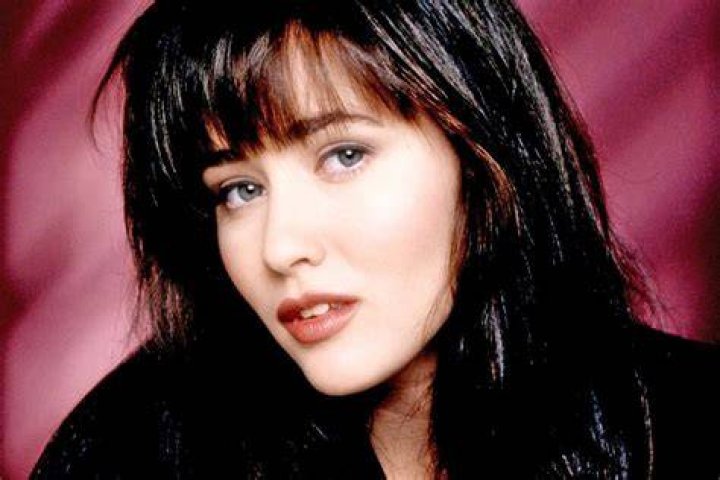 Charmed and 90210 star Shannen Doherty dies aged 53 after cancer battle