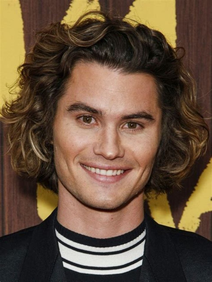 Chase Stokes (Actor) Wiki, Age, Height, Wife, Girlfriend, Family