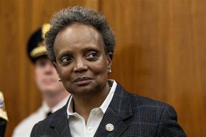 Chicago Mayor Lightfoot Defends ‘Tough Decisions’ Leading City Out of