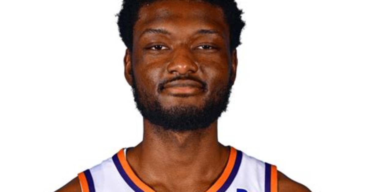 Chimezie Metu