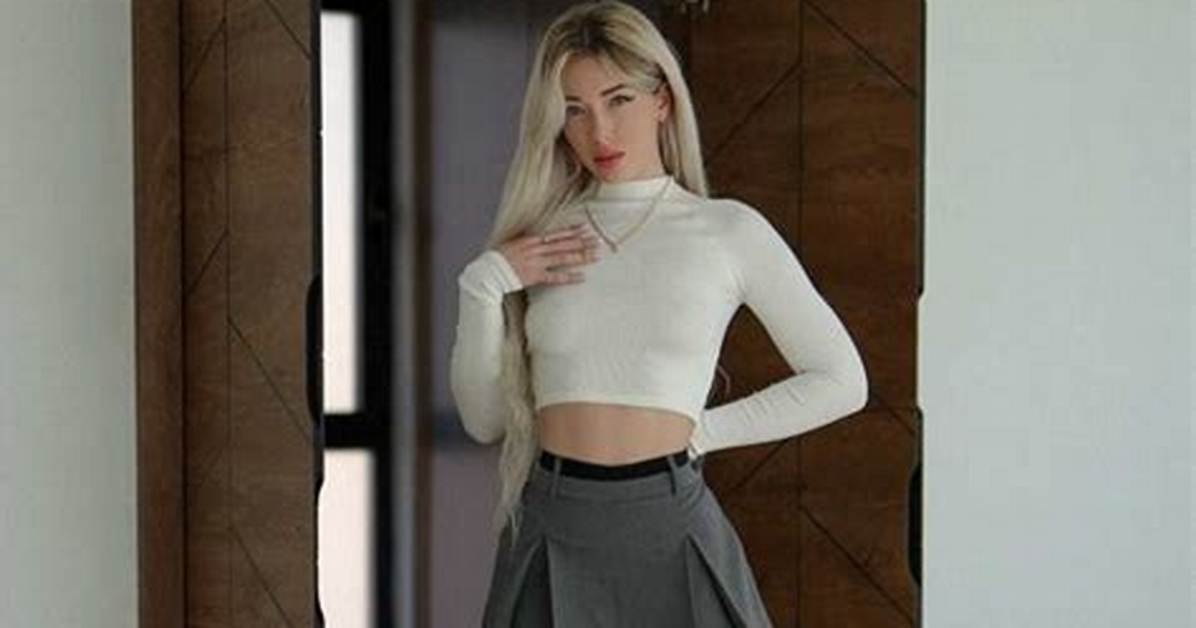 Christine Bright – Tiktok Star | Wiki, Age, Height, Net Worth, Relationship, Ethnicity, Career