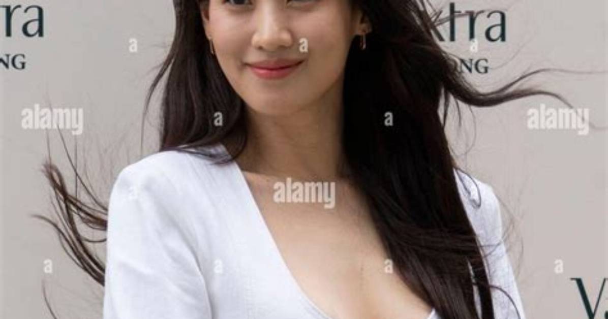 Claudia Kim