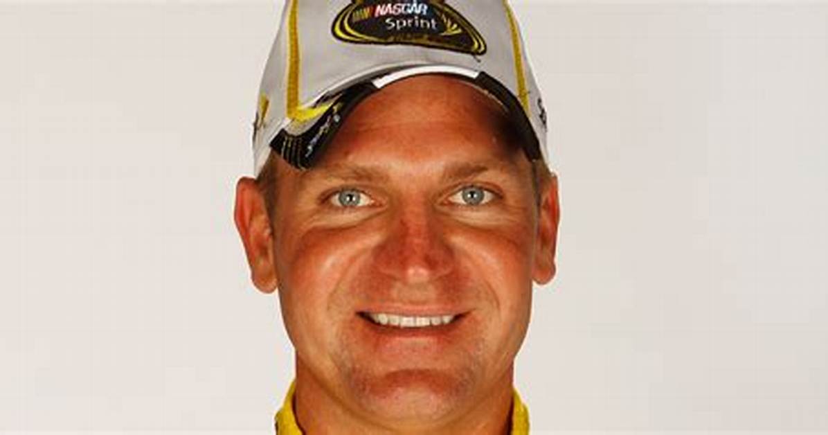 Clint Bowyer Net Worth