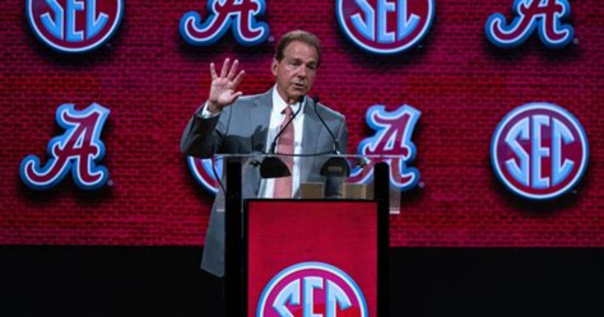 College Football World Reacts to Nick Saban's Retirement from Alabama