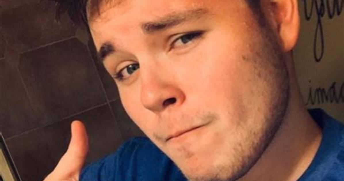 Connoreatspants Twitch, Bio, Wiki, Age, Girlfriend, Minecraft, and Net Worth