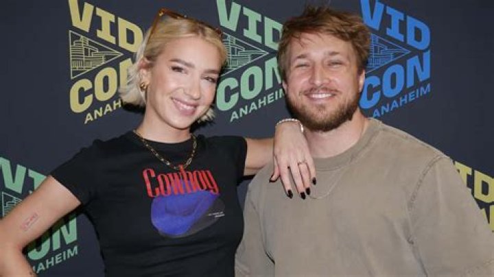 Courtney Miller and Shayne Topp Relationship Timeline HeTexted News