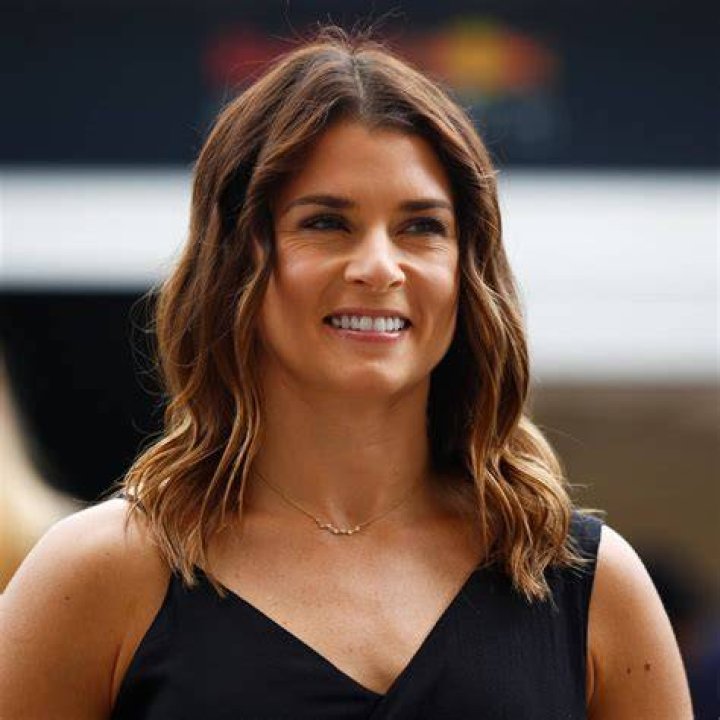 Danica Patrick my favorite hot mess! Scrolller