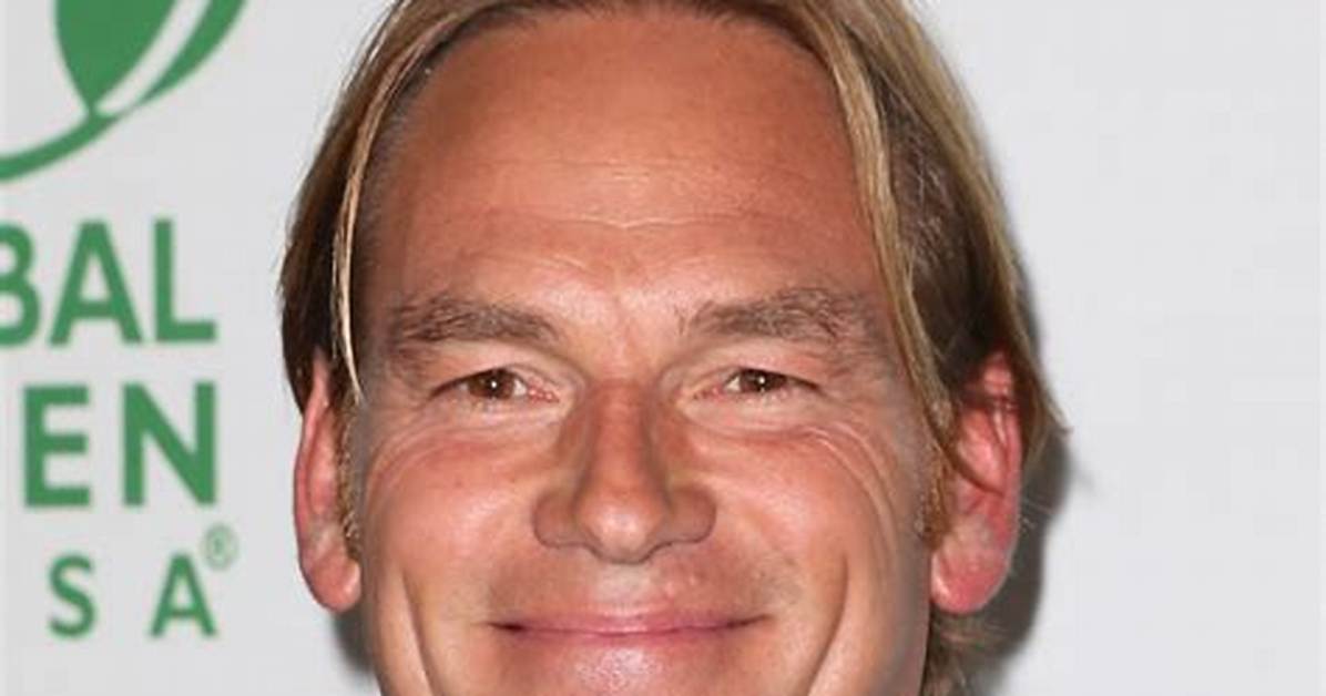 Darin Olien- Bio, Height, Net Worth, Wife