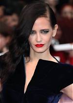 Dark-Haired Wealth: Richest Dark-Haired Actresses