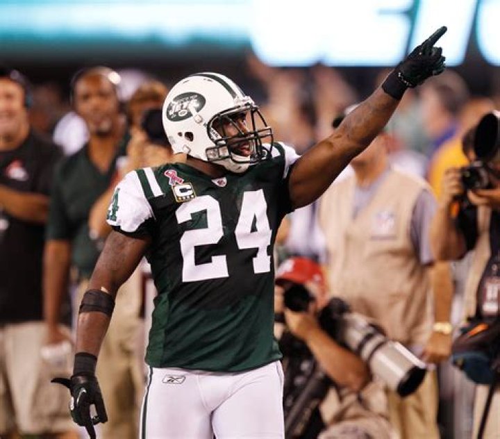 Darrelle Revis gets fatshamed by fans after legendary Jets CB&rsquo;s