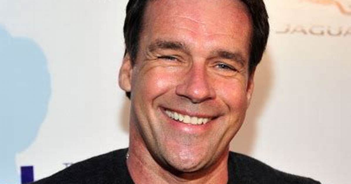 David James Elliott Net Worth