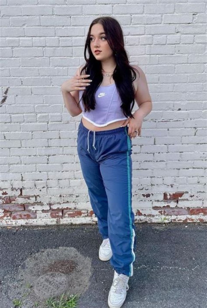 Delaney Renee : Age, Net Worth, Boyfriend, Height And Career Delaney Renee