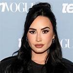 Demi Lovato Was Hacked & Fans Are Worried About Her Mental Health