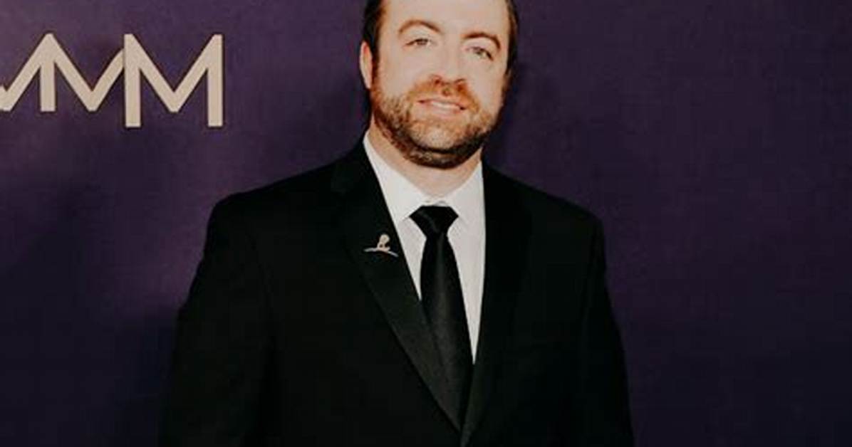 Derek Waters Is Happy with His Current Girlfriend — Know His Ex-Wife
