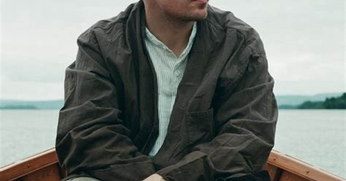 Dermot Kennedy from Italy | Popnable