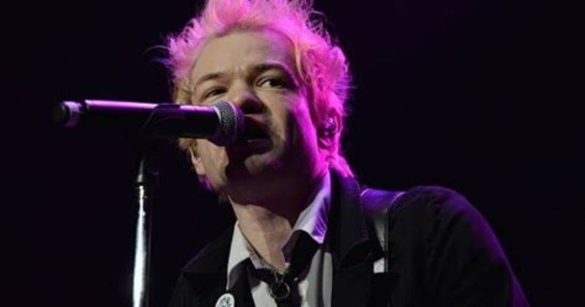 Deryck Whibley Net Worth