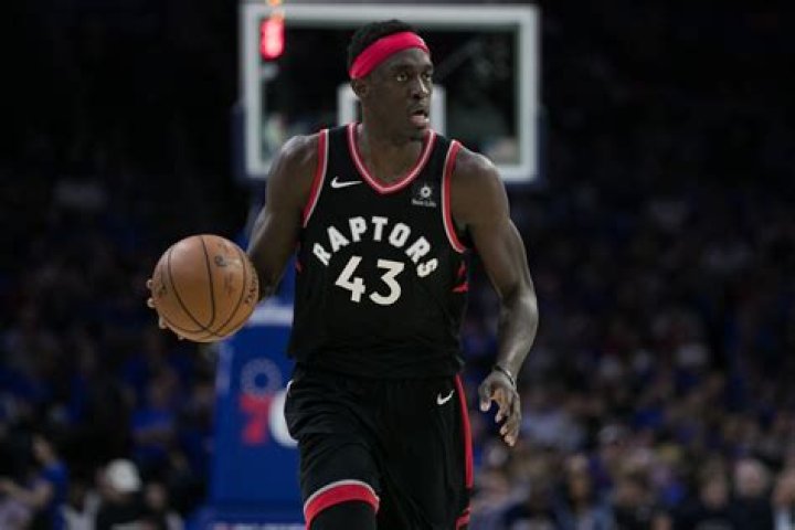 Desde Mak&eacute;n&eacute;n&eacute; a la NBA. Relato de un milagro Correo Canadiense