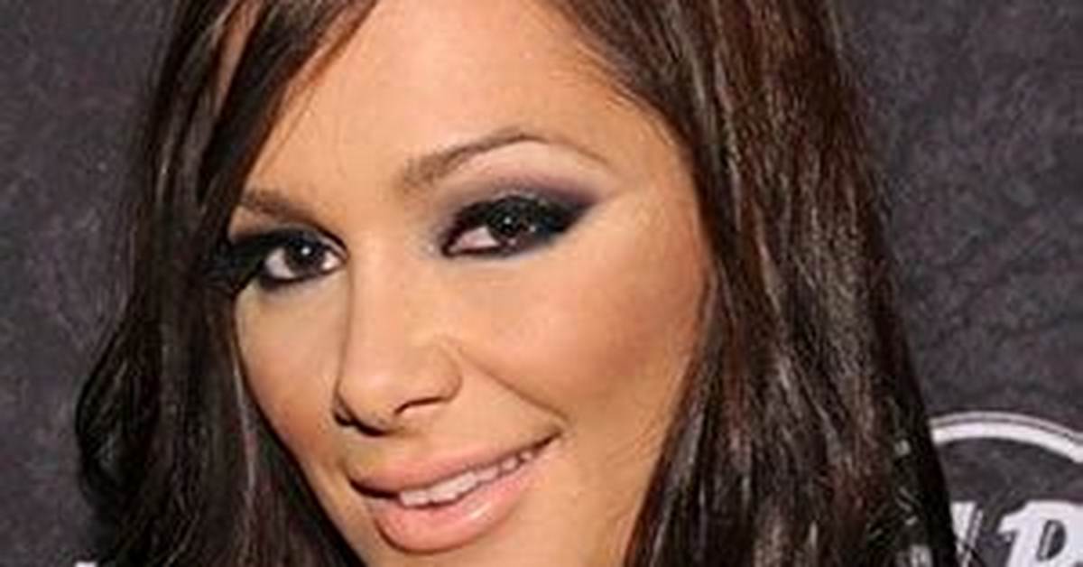 Destiny Dixon Net Worth