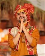Dhirendra Krishna Shastri- Wiki, Age, Height, Net Worth, Girlfriend, Ethnicity