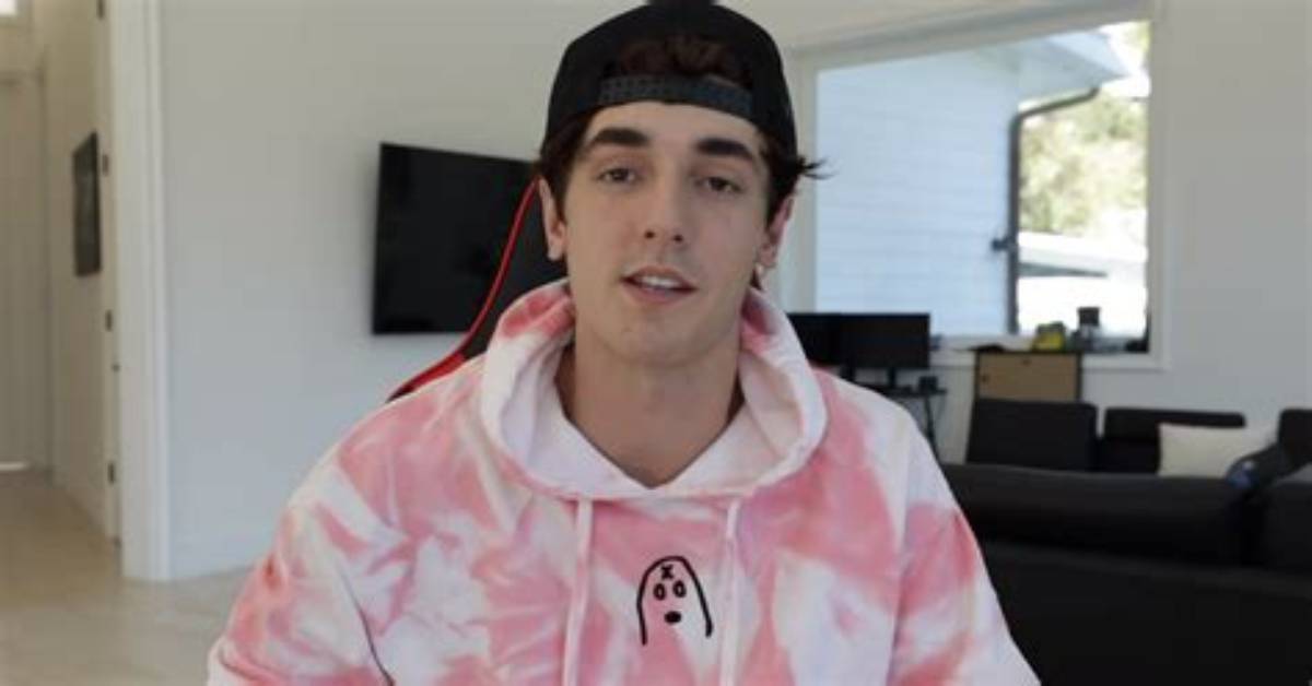Did Bryce Hall Have a Boyfriend? Some Think the Tiktok Star's Bisexual
