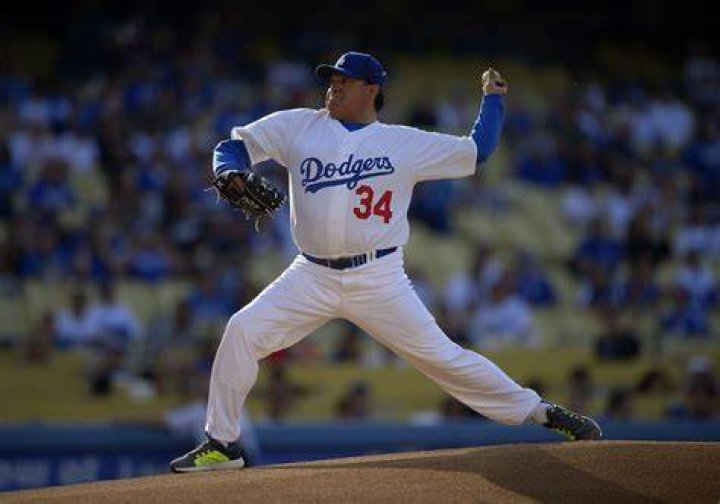 Dodgers icon Fernando Valenzuela U.S. citizen MLB Sporting News