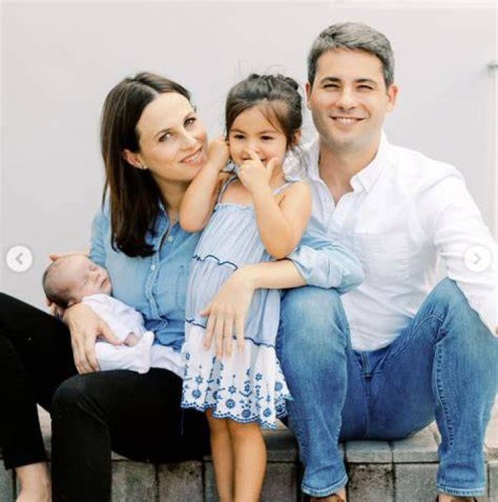 Does Alicia Menendez Have Children? A Comprehensive Look At Her Family
