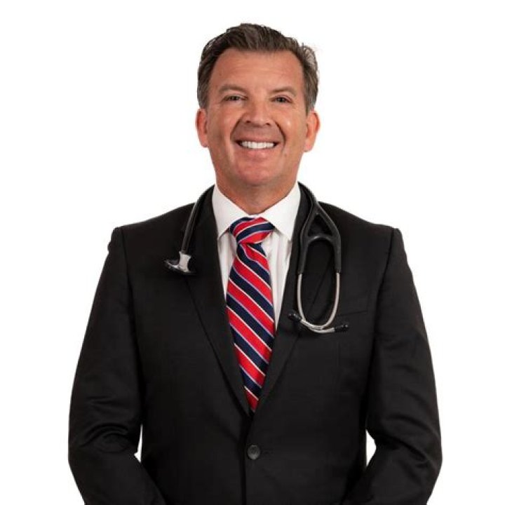 Dr. Gustavo H Day MD