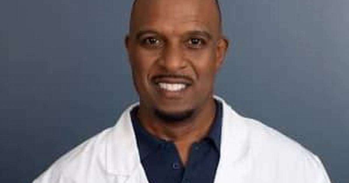 Dr. Scott Metcalfe