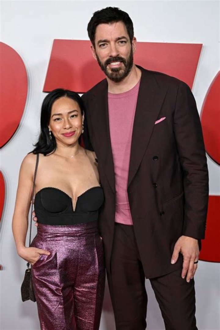 Drew Scott reveals he&rsquo;ll be having kids soon, asks Joanna Gaines for