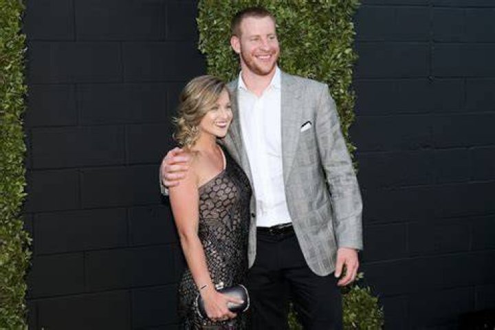 Eagles&rsquo; Carson Wentz, wife Maddie are expecting their first baby &lsquo;What