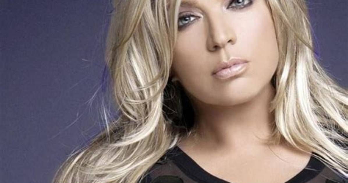 Ednita Nazario