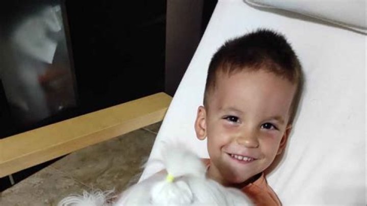 El peque&ntilde;o Lucas regresa al Hospital de St. Jude para continuar su