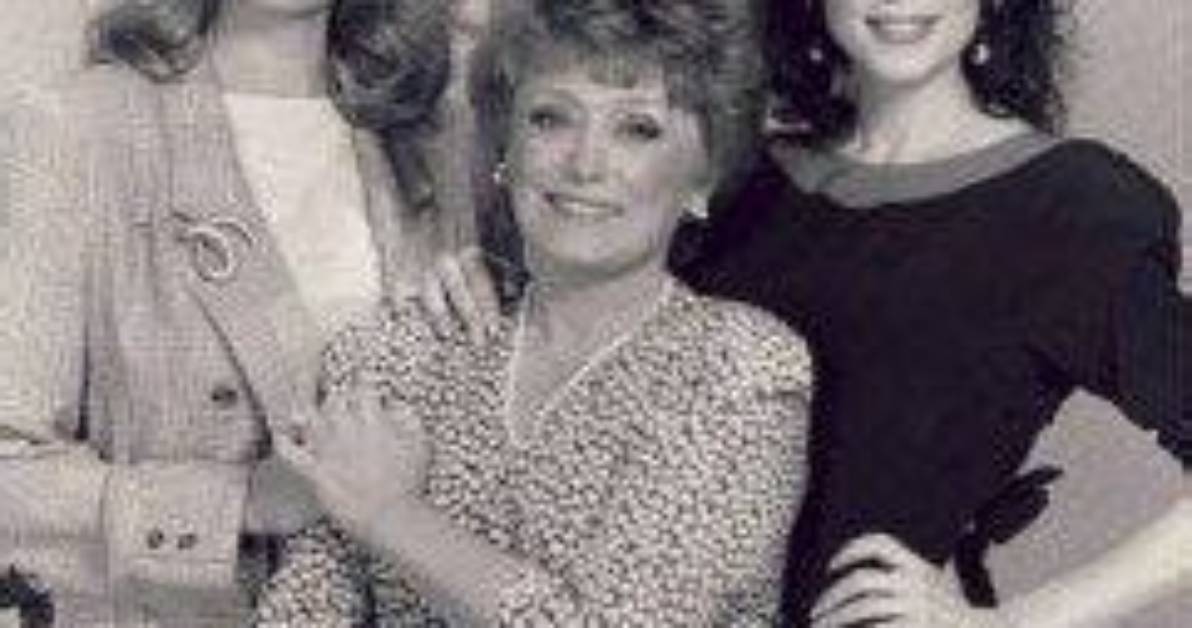Elaine Welton Hill