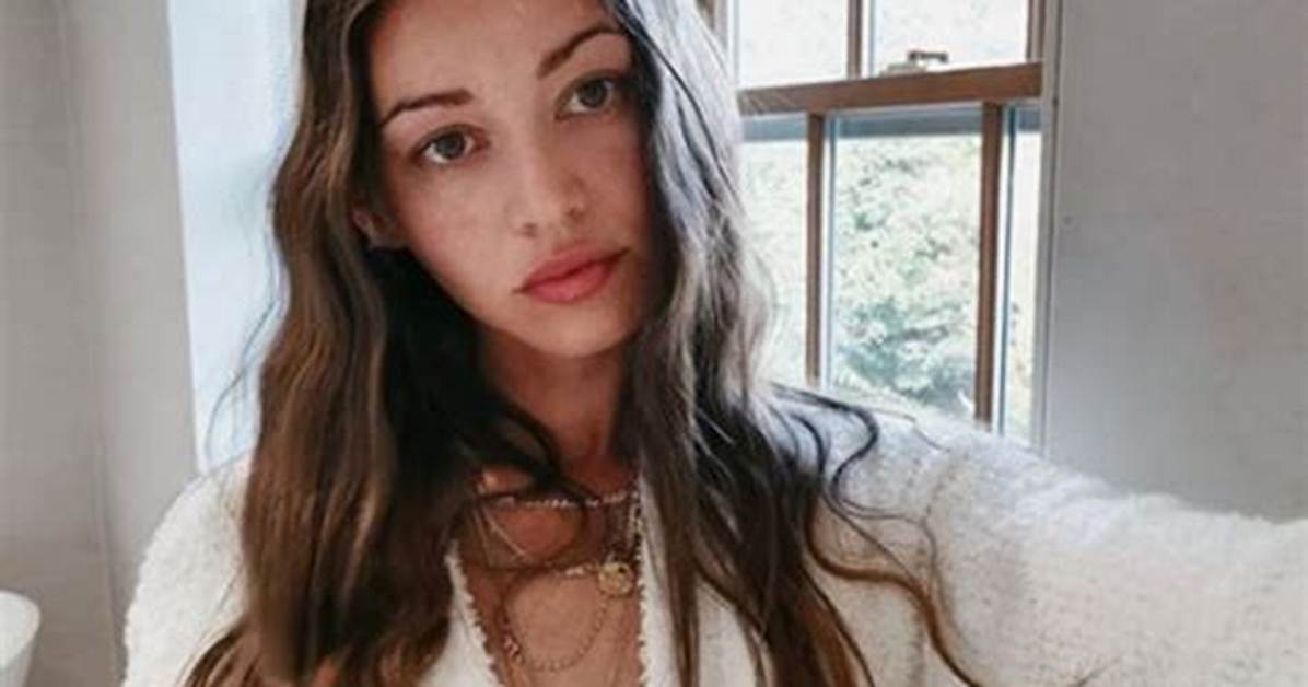 Eleanor Calder Net Worth