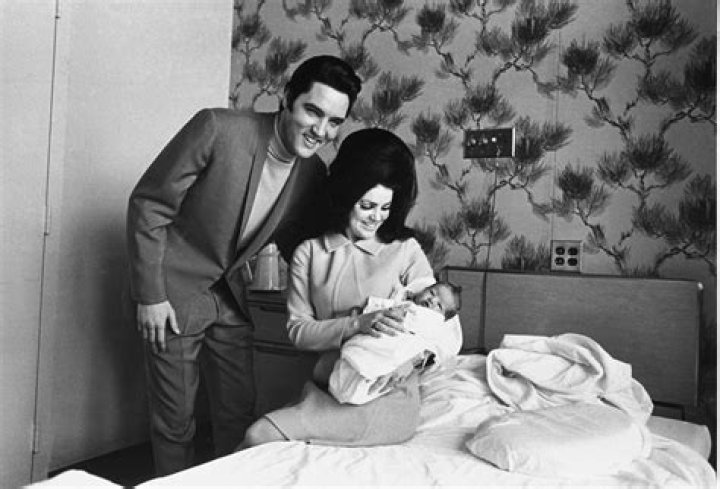 Elvis sobbed the night before his wedding 'I have no choice' Music