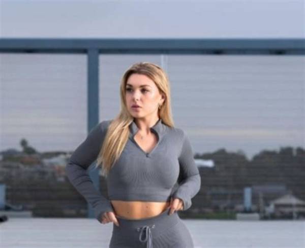Elyse Camille Wiki, Biography, Age, Height, Info, Details
