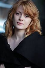 Emily Beecham – Biography, Facts & Life Story