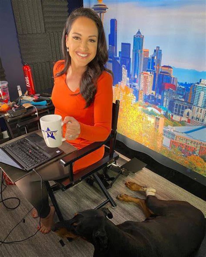 Emily Compagno Toes 1,494 Likes, 122 Comments leisurebunny