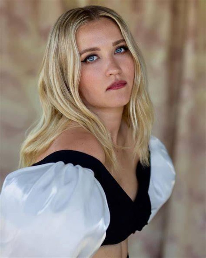 Emily Osment P&aacute;gina 2