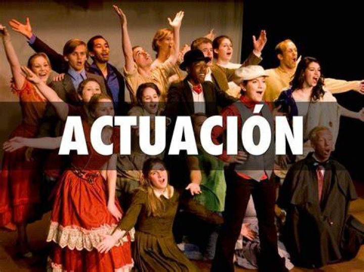 Entre la actuaci&oacute;n y el arte Ellos son los padres de Martha Higareda
