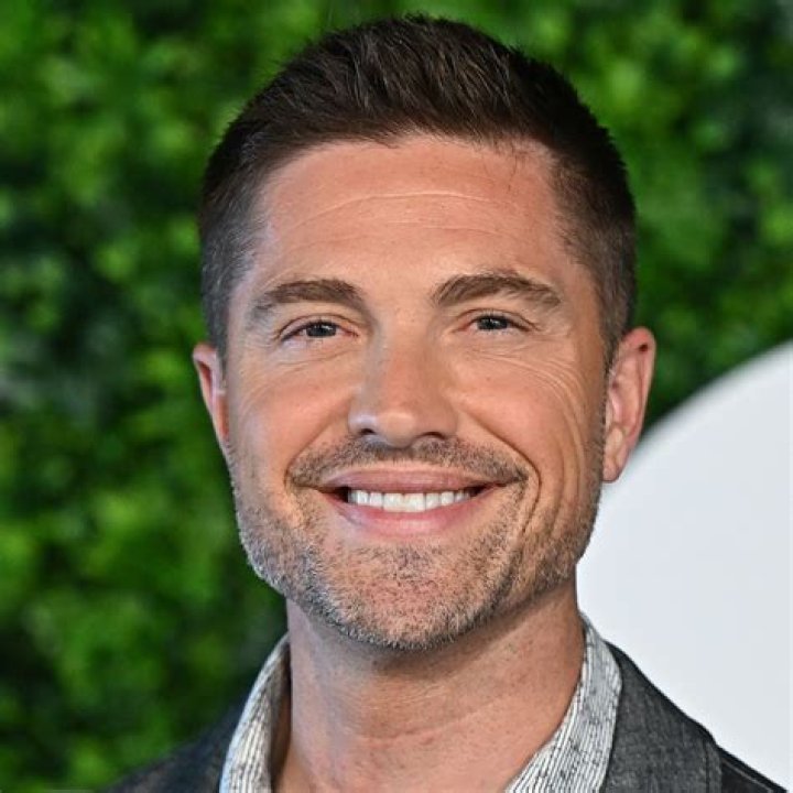 Eric Winter at the 2013 Disney Media Networks International Upfronts