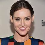 Erinn Hayes Net Worth – How Much Is Erinn Hayes Worth?