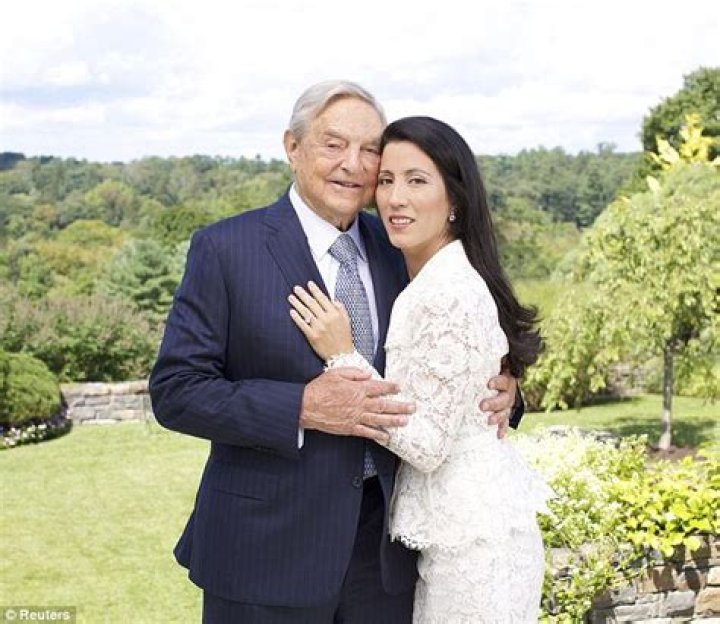 est100 一些攝影(some photos) Soros, Tamiko Bolton. 索羅斯, 波頓民子