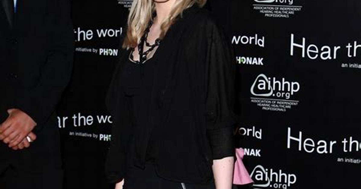 Evanna Lynch Net Worth