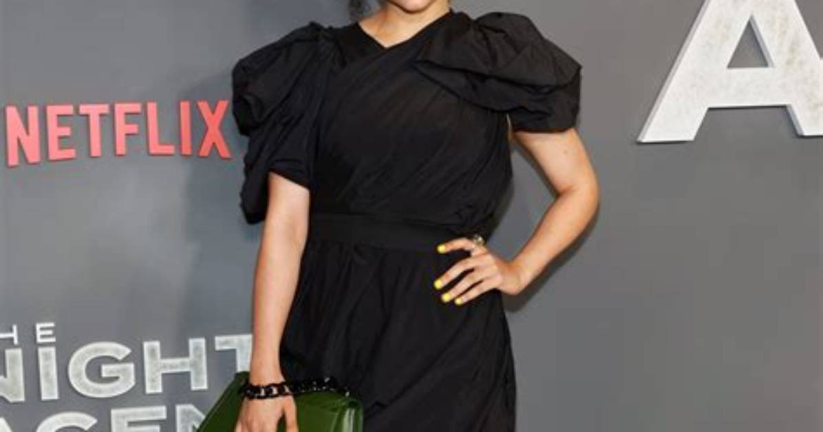 Eve Harlow Net Worth