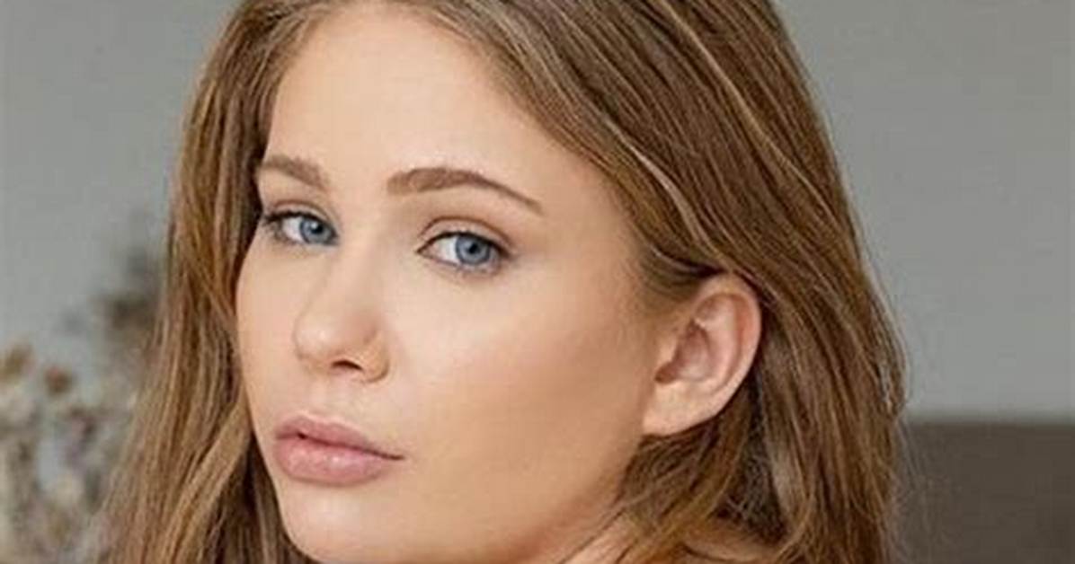 Everly Lanes (Onlyfans), Wiki, Biography, Age, Height, Boyfriend, Net Worth: -