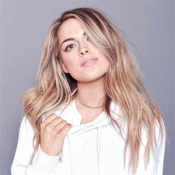 Exclusive Premiere Alana Springsteen's 'Trying Not To' Music Video